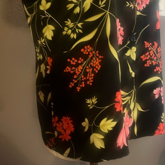 Jaclyn Smith Blouse - Picture 10 of 15